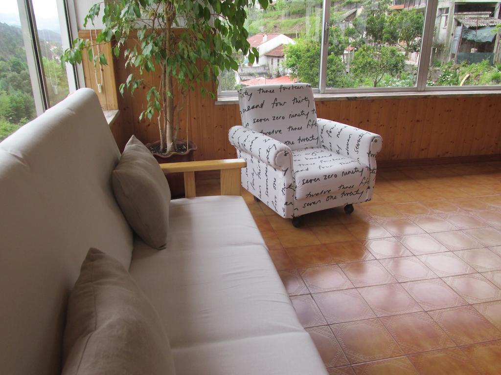 Hostel Geres Porto Luaran gambar